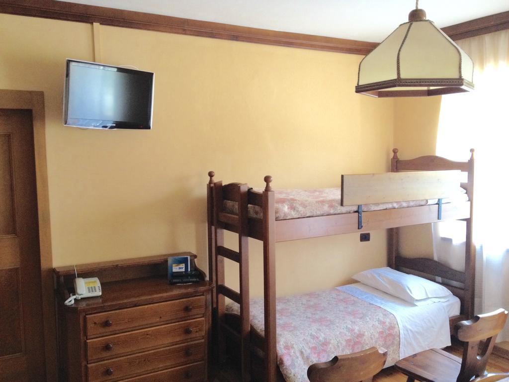 Albergo Garni Ajarnola Auronzo di Cadore Oda fotoğraf